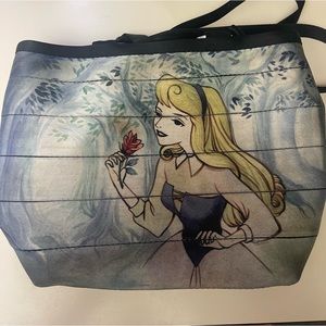 Harvey’s Disney Sleeping Beauty Seatbelt Bag Used